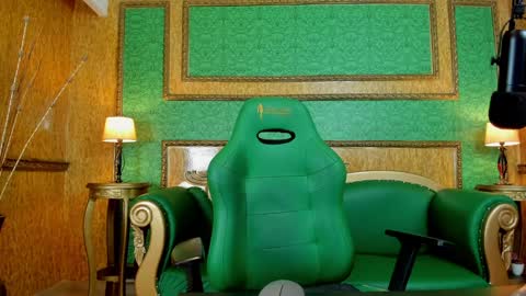 Snapshot of arrkabella chatting on January 24, 12:10 pm    online show from January 24, 12:10 pm