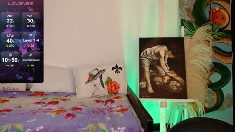 Snapshot of art_soul chatting on December 17, 12:45 am art_soul online show from December 17, 12:45 am
