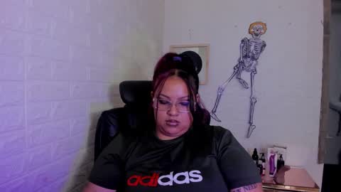 artenisa_tay69 online show from October 13, 4:37 am