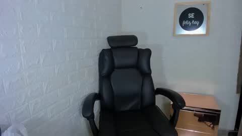 artenisa_tay69 online show from September 20, 6:12 am