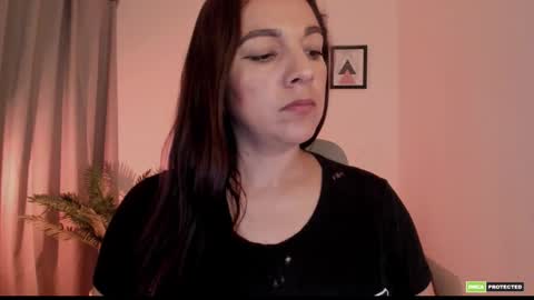 Snapshot of artmist_ chatting on October 27, 12:55 pm Eli online show from October 27, 12:55 pm