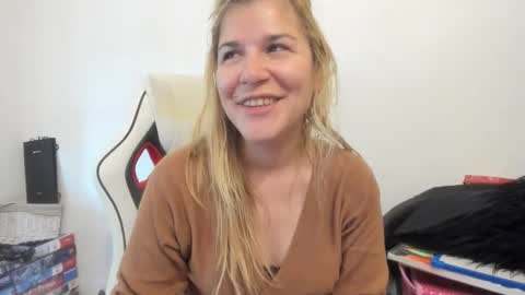 MIA online show from September 16, 7:38 am