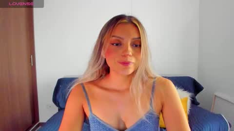 Zahaara online show from October 15, 8:33 pm