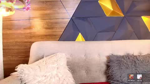 sofia online show from April 18, 11:13 am