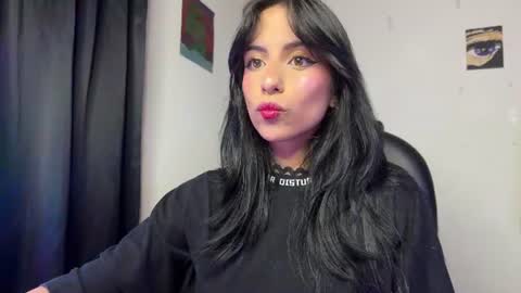   Independent Model online show from July 22, 2:45 am