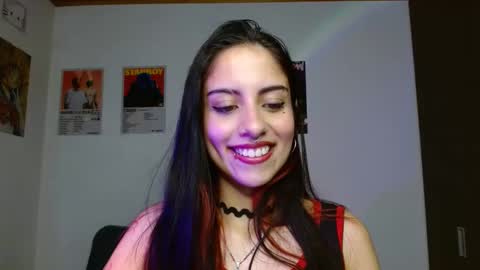 Snapshot of ary_pieerce chatting on December 12, 9:26 pm Independent Model online show from December 12, 9:26 pm