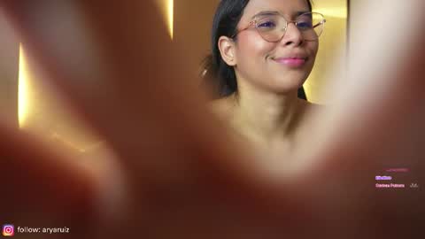 Snapshot of arya_ruiz chatting on October 21, 2:54 pm Arya online show from October 21, 2:54 pm