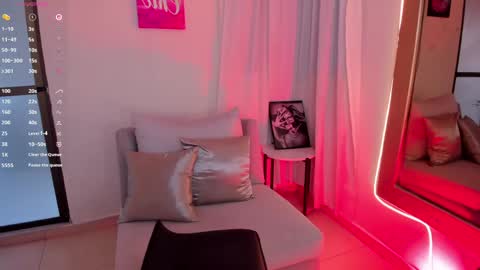 arya_xelion online show from May 4, 2:10 pm