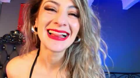 Snapshot of arytorres chatting on October 22, 11:37 am Catalina online show from October 22, 11:37 am