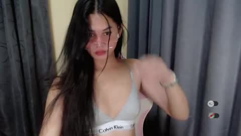 Snapshot of ash_sexdoll chatting on October 6, 8:31 am ASH online show from October 6, 8:31 am