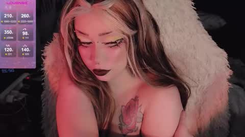 Snapshot of asha_nekooo chatting on October 18, 11:39 pm Sasha next stream December 4st at 0000- 0030 am German time online show from October 18, 11:39 pm