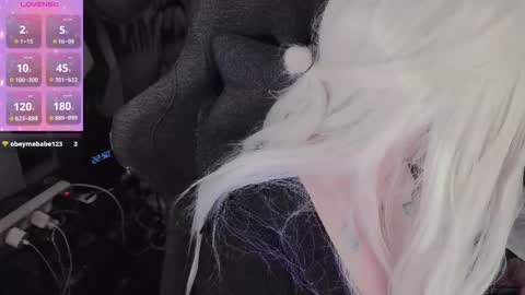 Sasha next stream December 4st  at  0000- 0030 am German time online show from January 15, 11:55 pm