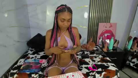 asha_zuri69 online show from June 19, 1:58 pm