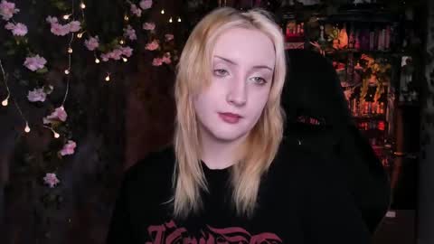AshleyAshe  online show from June 5, 6:52 am