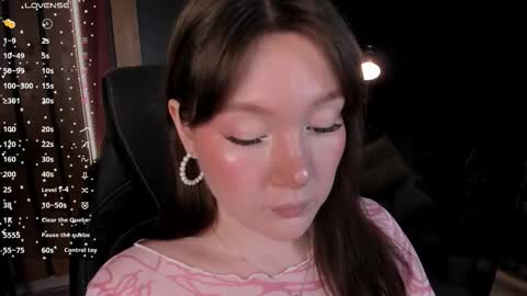 Ash online show from December 17, 12:20 pm