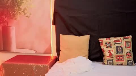 ash online show from September 21, 9:57 pm