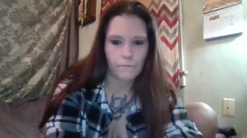 Snapshot of ashley16chris chatting on February 8, 12:39 pm black-widow99 online show from February 8, 12:39 pm