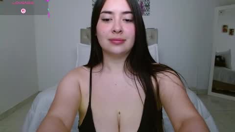 Snapshot of ashley33_ chatting on October 16, 2:47 am Ashley online show from October 16, 2:47 am