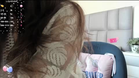 Carolina  online show from February 4, 2:32 pm
