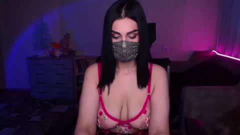 Snapshot of ashley__cooper__ chatting on January 13, 5:01 am Yasmina online show from January 13, 5:01 am