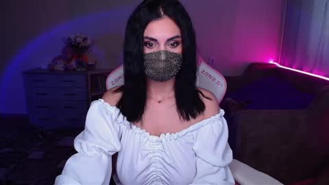 Snapshot of ashley__cooper__ chatting on February 19, 5:38 am Yasmina online show from February 19, 5:38 am