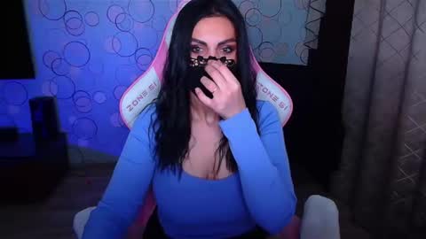   Yasmina   online show from November 4, 5:23 am