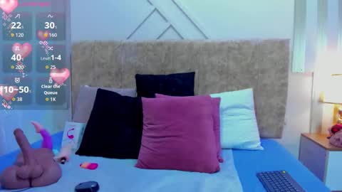 ashley online show from October 22, 3:39 pm