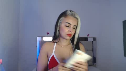 ashley__tylor online show from January 5, 4:47 am
