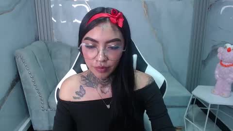 Snapshot of ashley_blum_v chatting on September 26, 10:18 pm ashley_blum_v online show from September 26, 10:18 pm