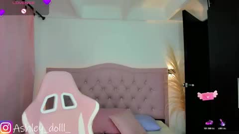 Ashley online show from March 28, 10:19 pm