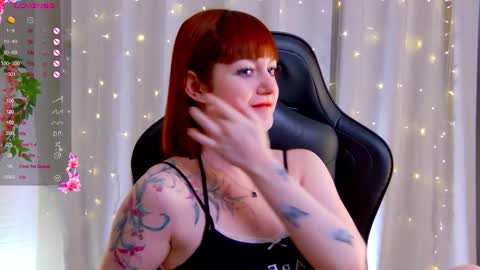 Snapshot of ashley_nicks chatting on October 14, 2:25 am Ashley online show from October 14, 2:25 am