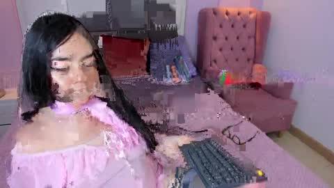 ashley_petit online show from May 5, 1:36 pm