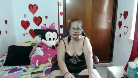 Snapshot of ashley_pink11 chatting on February 15, 9:49 pm ashley pink11 online show from February 15, 9:49 pm