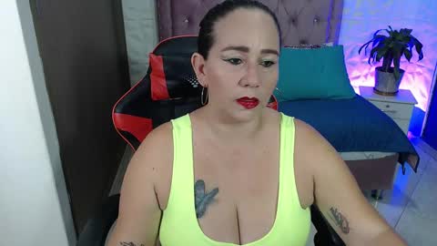 Snapshot of ashley_prg2 chatting on March 12, 3:02 am Ashley online show from March 12, 3:02 am