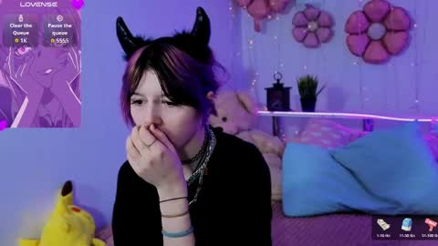 Ashley online show from April 11, 9:07 pm