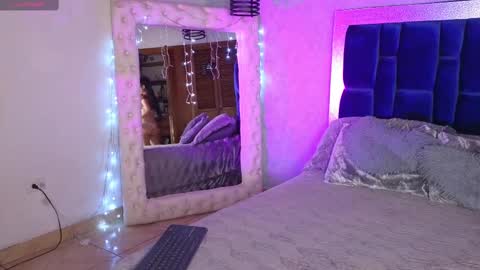 Snapshot of ashleybrend chatting on September 25, 8:28 pm CAMILA online show from September 25, 8:28 pm