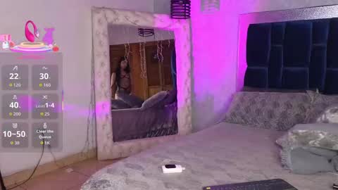 Snapshot of ashleybrend chatting on September 27, 11:01 pm CAMILA online show from September 27, 11:01 pm