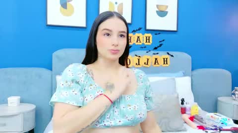 Ashley Evans online show from October 22, 8:47 pm