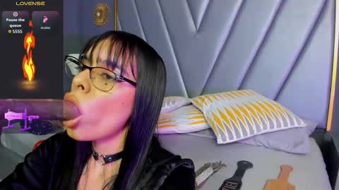 ASHLEY  My schedule 600 - 1400 GMT -5 online show from March 15, 4:36 am