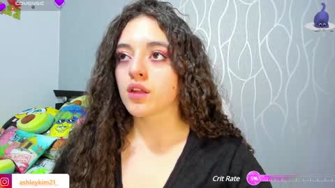 Snapshot of ashleykiim_ chatting on February 8, 10:29 pm .. Ashley .. online show from February 8, 10:29 pm