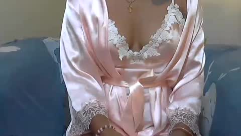 ashleyqueen X online show from January 7, 6:06 am