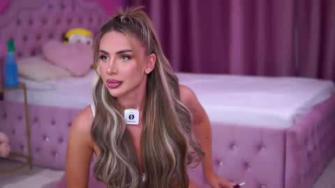 Snapshot of ashleysinnx chatting on October 13, 4:20 pm Ashley online show from October 13, 4:20 pm