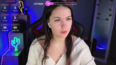 Snapshot of ashleyskott chatting on February 14, 7:28 am Ashley online show from February 14, 7:28 am
