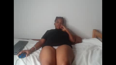Snapshot of ashleyt255 chatting on September 16, 9:12 pm ashleyt255 online show from September 16, 9:12 pm