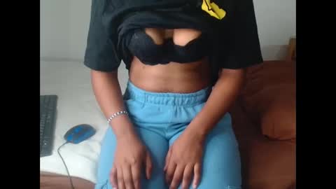 ashleyt255 online show from October 6, 8:09 am