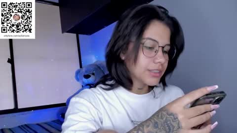    online show from February 3, 6:17 pm