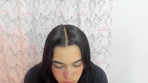 kylie online show from October 6, 1:33 am