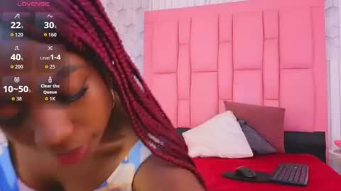 ashlleyray online show from July 1, 7:13 pm