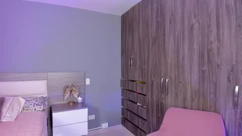 Ashly online show from October 17, 3:43 am