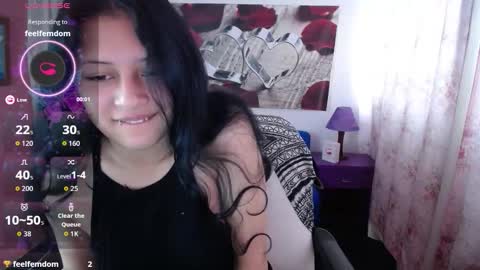 Snapshot of ashly_little2 chatting on September 15, 11:29 am Ashly online show from September 15, 11:29 am
